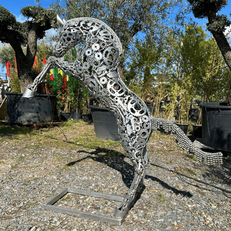 Sculpture de petit cheval cabré argent en métal
