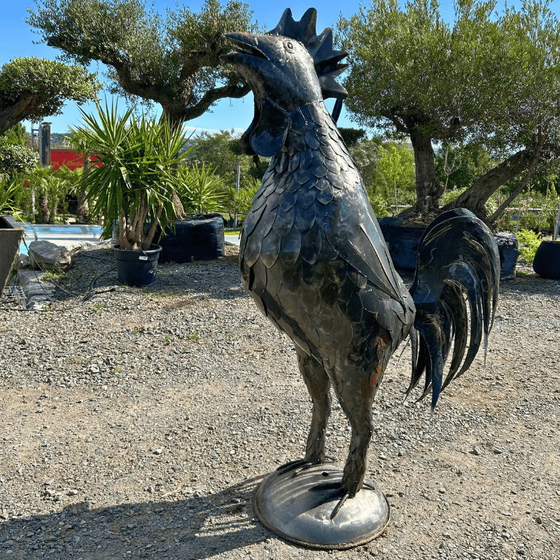 Sculpture de coq en métal