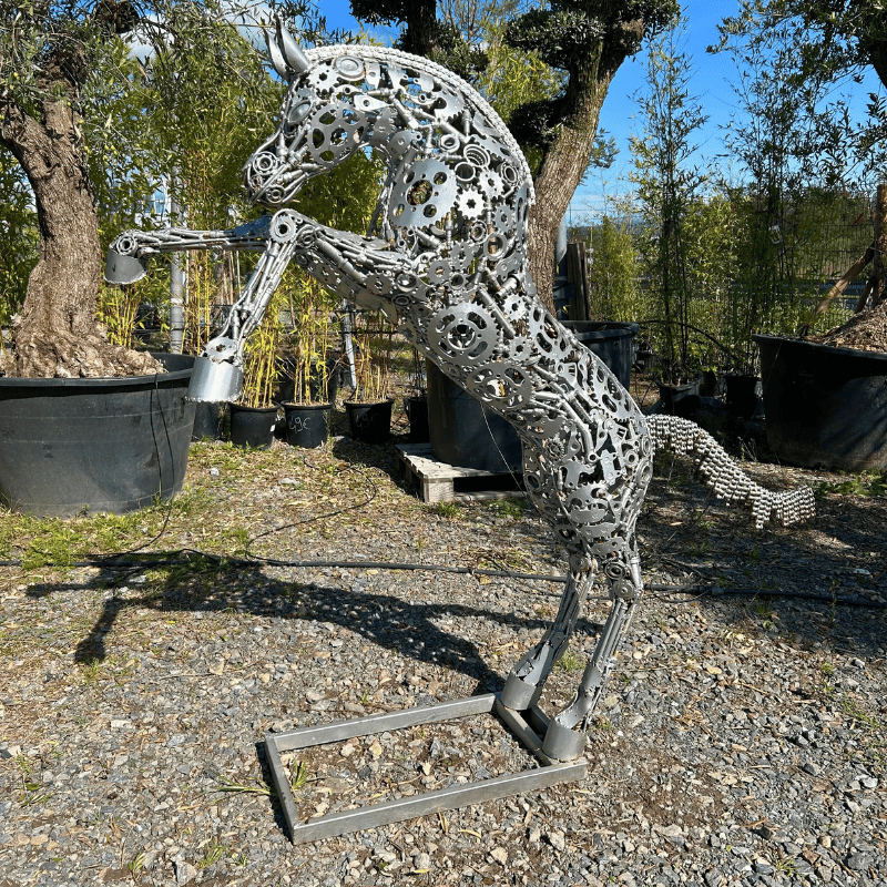 Sculpture de petit cheval cabré argent en métal
